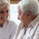ældre mand omsorg patient